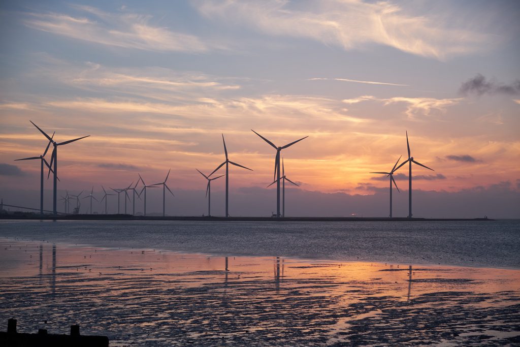 Energia z morskich farm wiatrowych Przemysł i Środowisko
