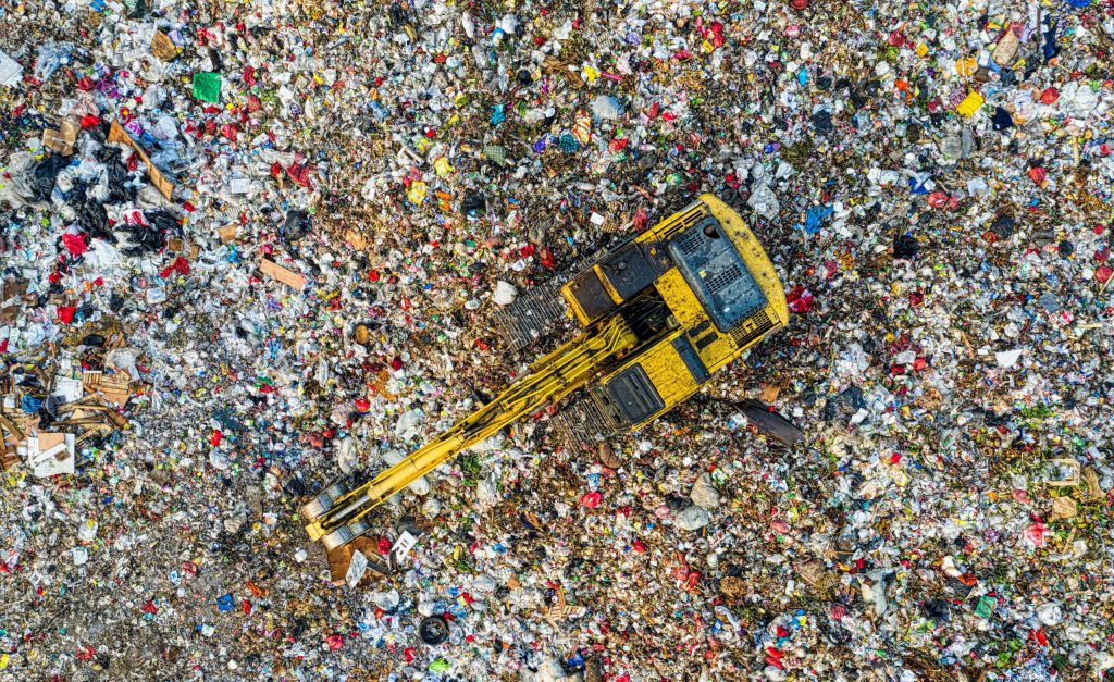 Nieprawidłowości w systemie gospodarowania odpadami_Przemysł i Środowisko
